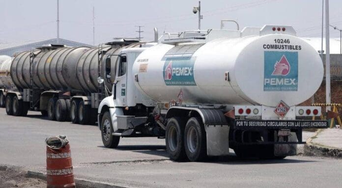 Fondo soberano de Noruega retira su inversión de Pemex por presunta corrupción. Pese a todo el gobierno dice que todo está bien.