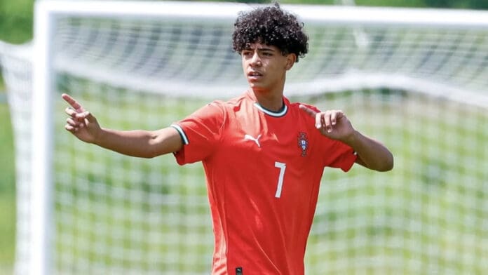 Cristiano Ronaldo felicita a su hijo tras debutar en la selección Sub-15 de Portugal