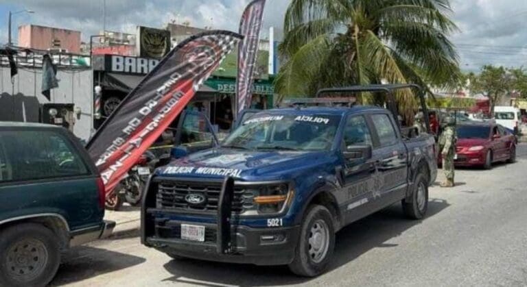 Asesinan a un hombre al interior de un taller de motocicletas en Cancún. Se trata de un nuevo hecho violento.