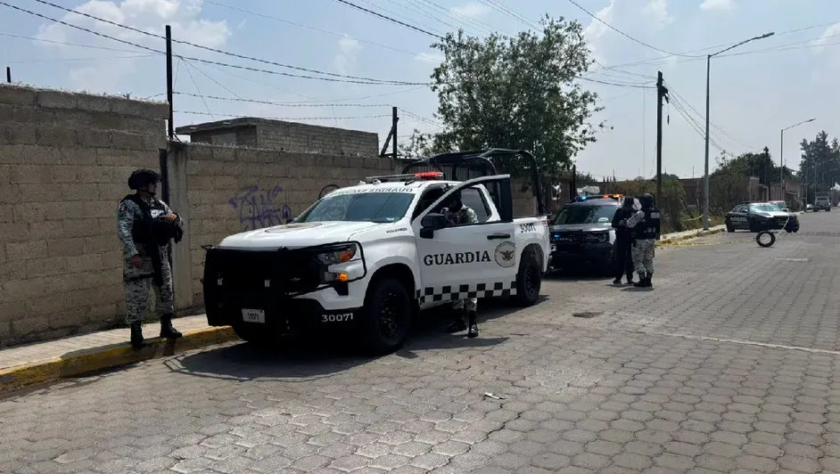 Muere hombre y otro queda herido tras tiroteo por disputa de terreno en Metepec, Edomex