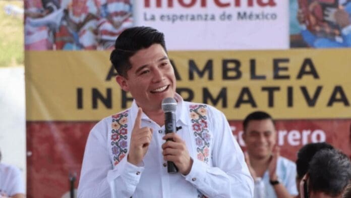 Líder de Morena en Guerrero, Jacinto González Varona es destituido por falta de transparencia y vivir con lujos