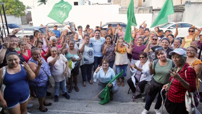 Renán Sánchez Tajonar fortalece el vínculo ciudadano con vecinas y vecinos de la SM 101 en Cancún
