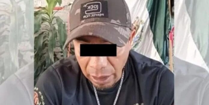 Separan de su cargo a comandante en Chiapas por corrupción y presuntos nexos con grupos delictivos. Otrto elemento corrupto.
