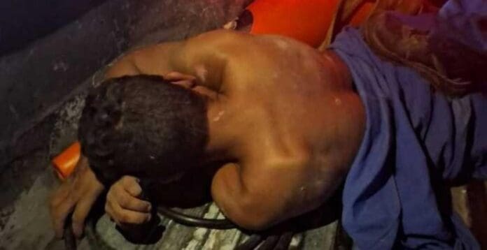 Detienen a un sujeto por mostrar sus partes íntimas en Xul-Ha, la localidad de Chetumal, capital de Quintana Roo.