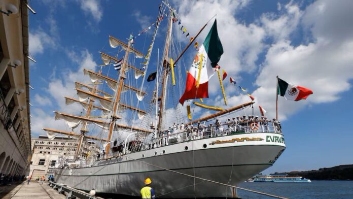 Confirman traslado del buque Cuauhtémoc para su reparación en astillero en Nueva York