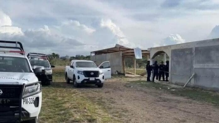 Hallan dos cuerpos de mujeres en fosa séptica en Chiapas