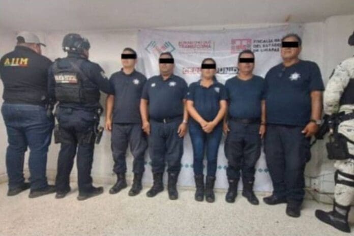 Detienen a policías de Chiapas después de que mujer se suicidara en una celda