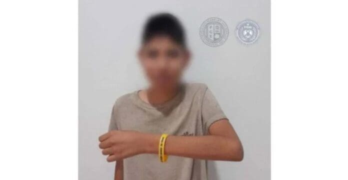 Rescatan a un menor víctima de secuestro virtual en el estado de Morelos; el niño fue hallado en una barranca.