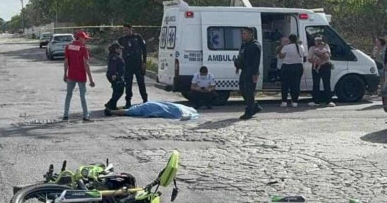Ejecutan a un motociclista luego de una persecución en Cancún. Sujetos armados le dispararon en varias ocasiones.