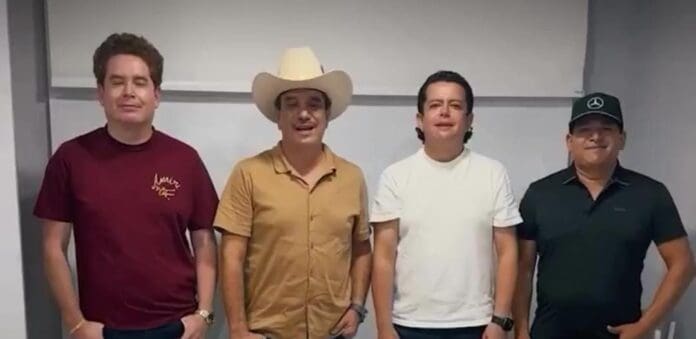 Lanzan Los Alegres del Barranco una canción con un mensaje positivo para intentar evitar proceso en su contra.