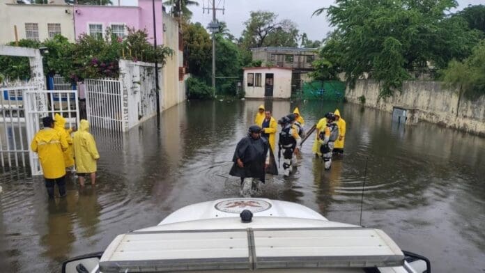 Muere niño de dos años arrastrado por río crecido tras paso de huracán Erick por Guerrero