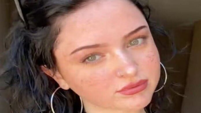 Fallece adolescente tras inhalar aerosol como parte de un reto viral en TikTok