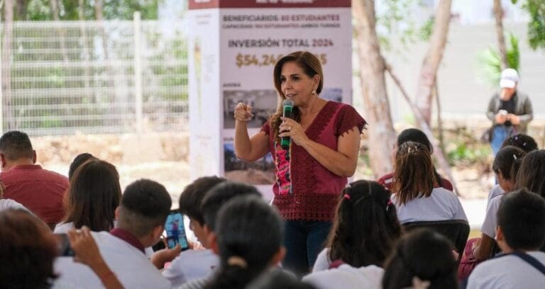 Inaugura Mara Lezama Espinosa secundaria “Kusamil” de Cancún y anuncia inversión para que más jóvenes estudien.