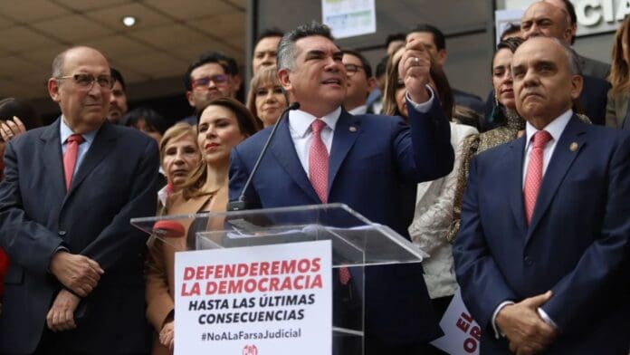 PRI anuncia campaña nacional e internacional contra la reforma de Telecomunicaciones