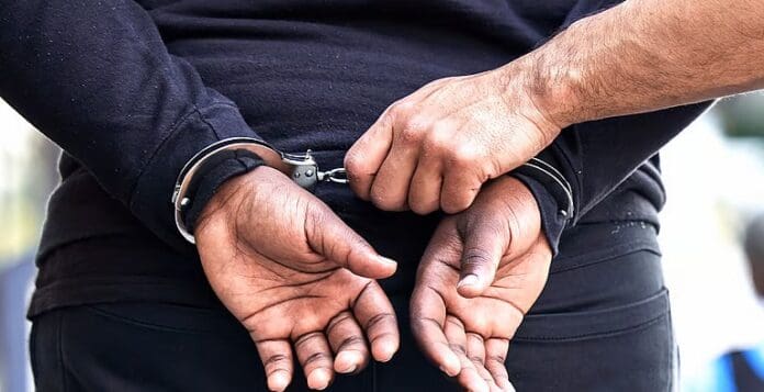 Detienen a padrastro por presunto abuso sexual contra sus hijastras menores de edad en Zacapu, Michoacán