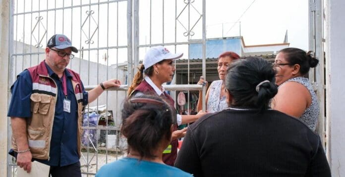 Atiende el gobierno de Mara Lezama a las familias afectadas por las lluvias en Chetumal y en todo el sur de la entidad.