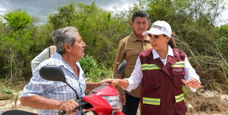 Supervisa Mara Lezama paso provisional construido en menos de 48 horas en el tramo Altos de Sevilla-Huatusco.
