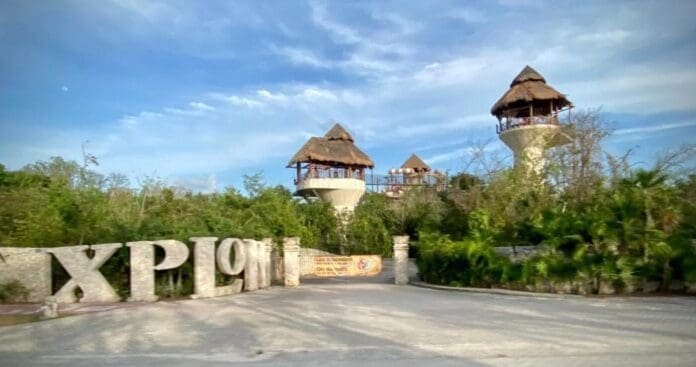 Querdan atrapadas cerca de 50 personas en río subterráneo de Xplor a causa de un apagón. Ya iniciaron las labores de rescate.