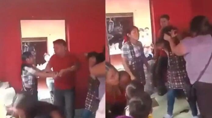 Adultos golpean a dos menores que trabajaban en un local de comida en Chiapas