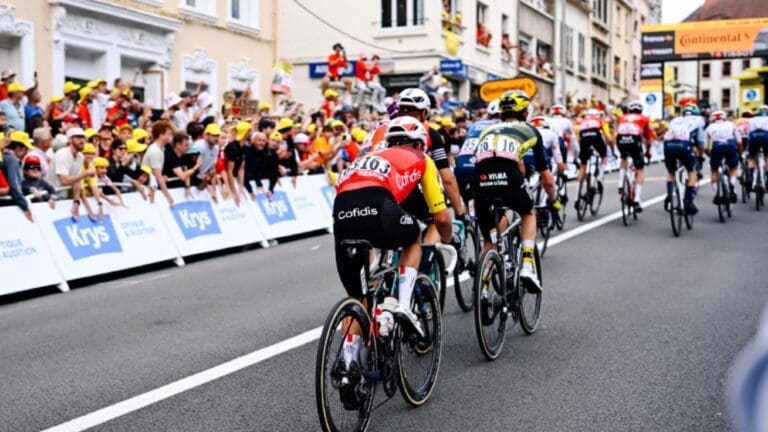 Roban 11 bicicletas a un equipo del Tour de France previo a la competencia