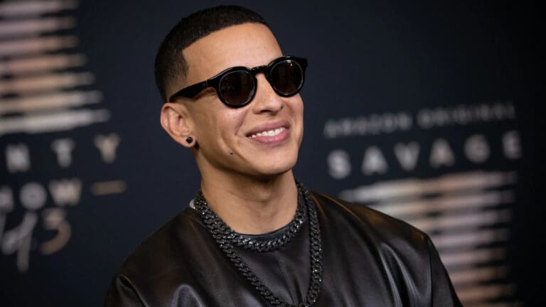 Video: Daddy Yankee anuncia su regreso a la música con "Sonríele"