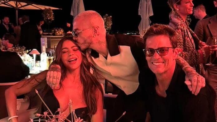 Captan a Sofía Vergara y Tom Brady juntos de vacaciones en Ibiza, España; desatan rumores de romance