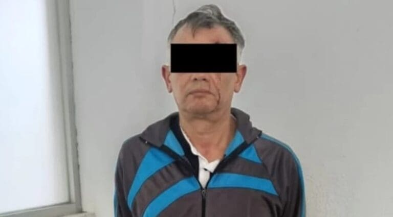 Acusan a hombre de mostrar sus genitales frente a niños en un parque en Ecatepec, Edomex