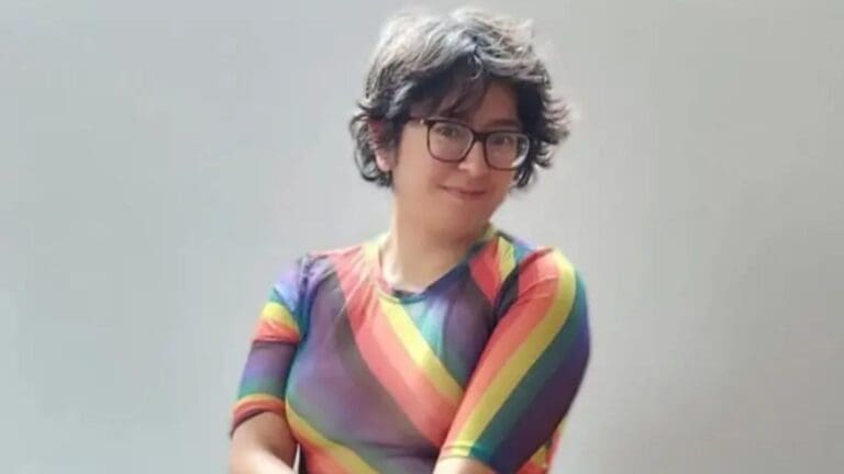 Reaparece en redes la "compañere"; ofrece servicios para ser "novia por un día"