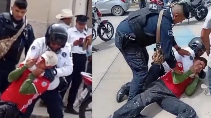 Policía Vial de Jalisco agrede y somete a un motociclista