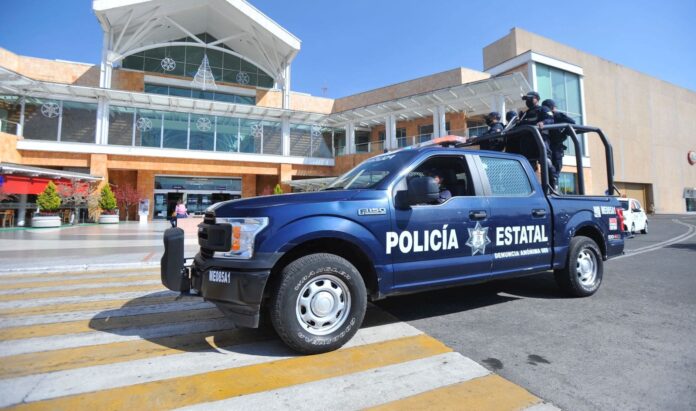 Estudiantes asesinan a compañero durante su graduación en Ecatepec, Edomex