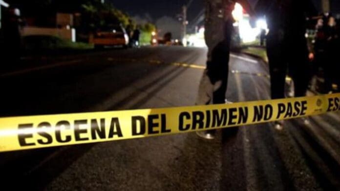Padre e hijo mueren tras ser acribillados en su auto en Culiacán, Sinaloa