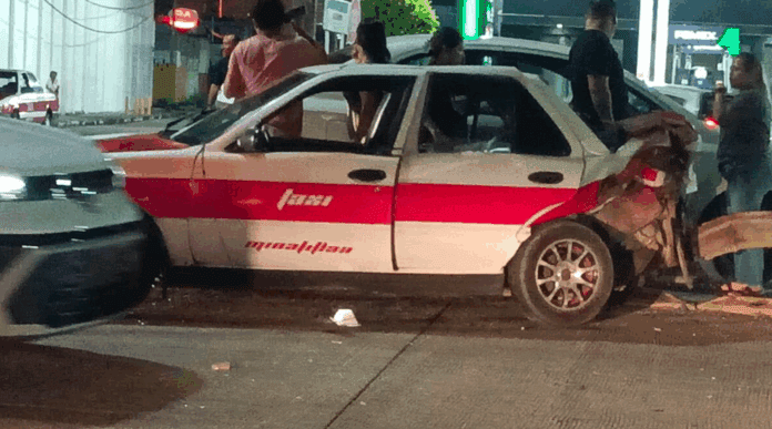 Localizan a gemelos de 10 meses que fueron robados durante un choque en Veracruz