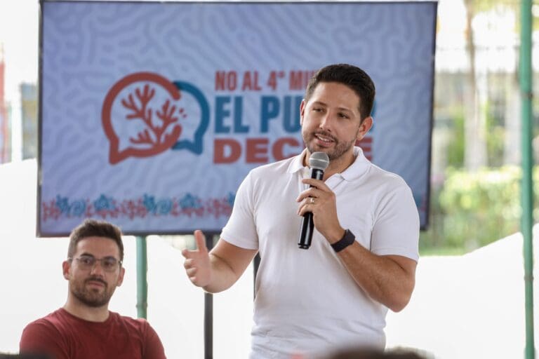 Renán Sánchez Tajonar alza la voz por Bacalar: ¿Estás a favor o en contra de las motos acuáticas?