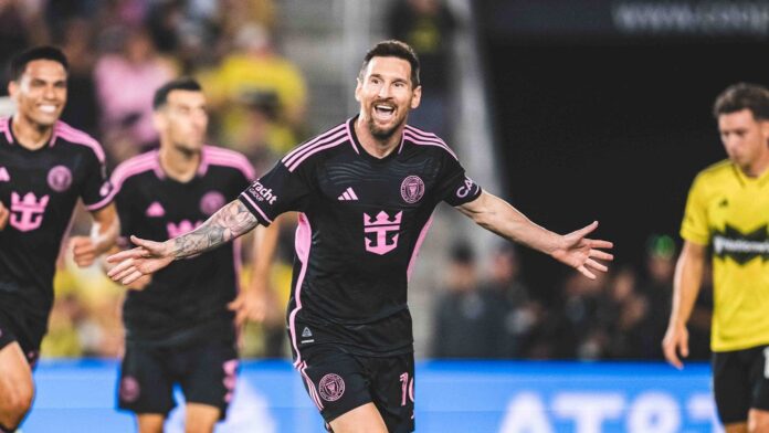 Subastan en 1.8 mdd la obra de arte que recrea el gol favorito de Lionel Messi