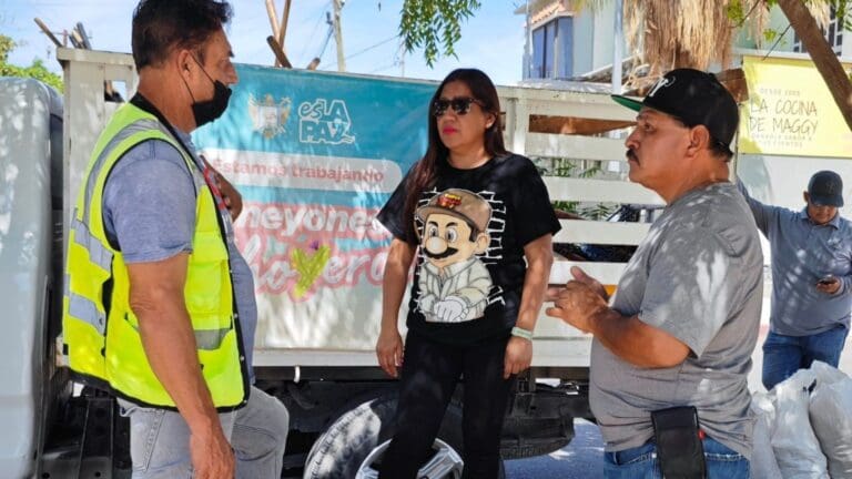 Critican a regidora por usar playera alusiva a "El Chapo" en La Paz, Baja California Sur