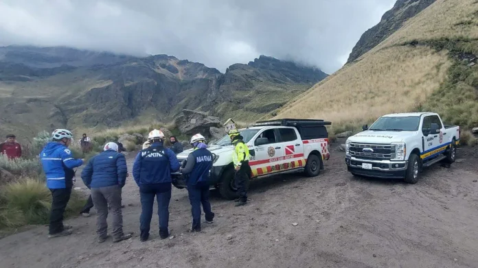 Localizan con vida a senderistas extraviados en el volcán Iztaccíhuatl, en Edomex