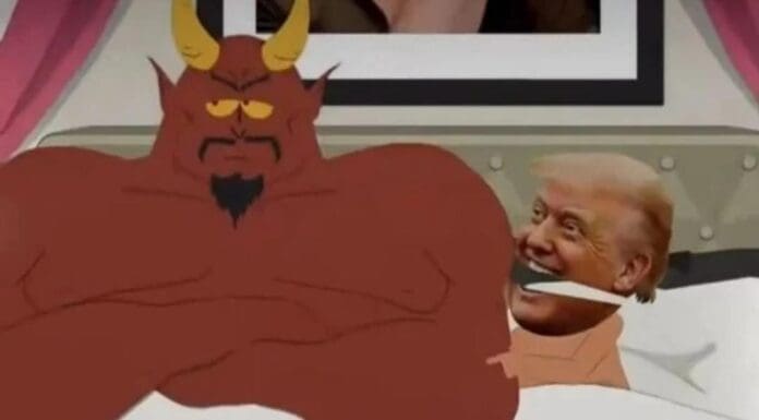Voceros de la Casa Blanca critican a creadores de South Park por burlarse de Donald Trump y ponerlo en una cama con Satán.