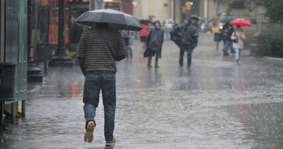 Alertan autoridades por intensas lluvias en varios estados de México