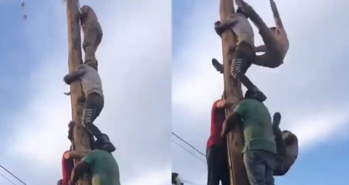 Hospitalizan a jóvenes tras caer de un palo encebado en Uruapan, Michoacán