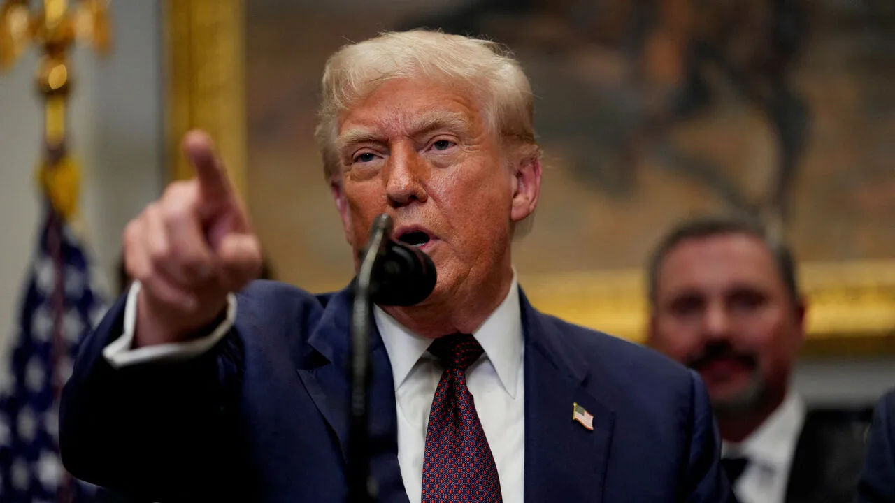 Donald Trump envía submarinos nucleares cerca de Rusia para frenar la guerra en Ucrania