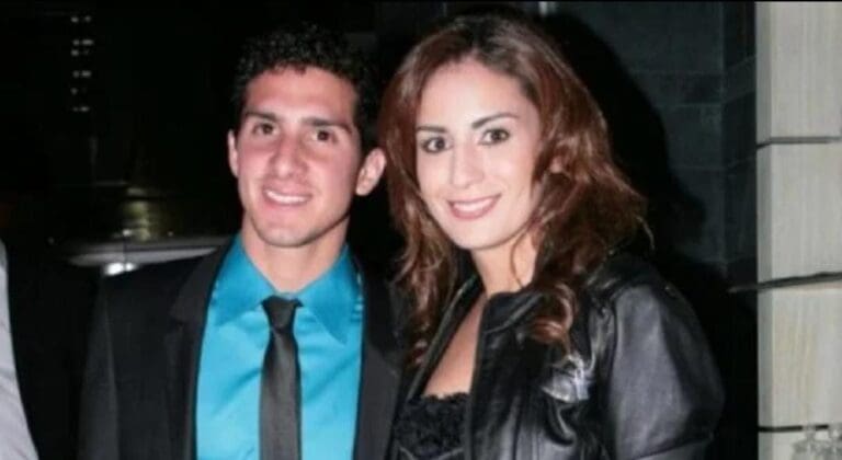 Revelan que su exentrenadora obligó a la exclavadista Paola Espinosa a mantener noviazgo con Rommel Pacheco.