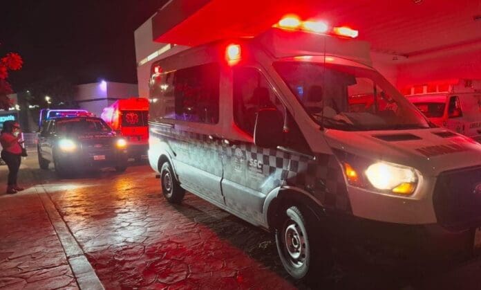 Más violencia; disparan contra un hombre en la 259 de Cancún y hallan a un 