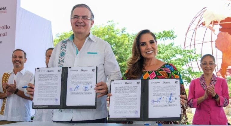 Firman Mara Lezama y Marcelo Ebrard el primer Polo de Desarrollo Económico para el Bienestar en Chetumal, Q. Roo.
