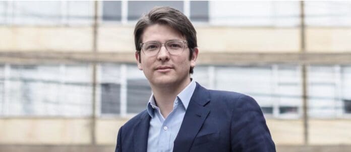 Muere el precandidato presidencial Miguel Uribe dos meses después de ser baleado en Colombia