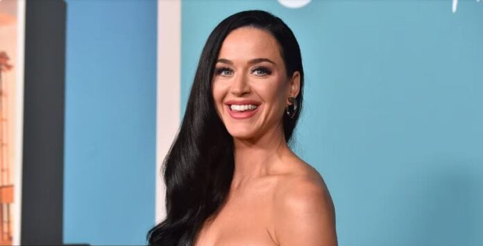 Multan a Katy Perry por grabar video en área protegida de Ibiza, España