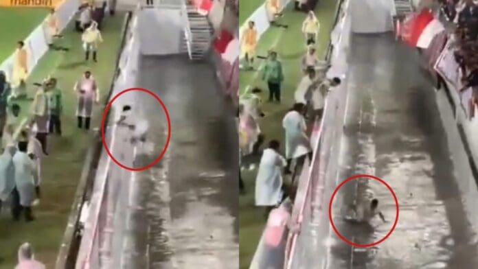 Video: Futbolista cae en una zanja de tres metros tras celebrar un gol en Indonesia