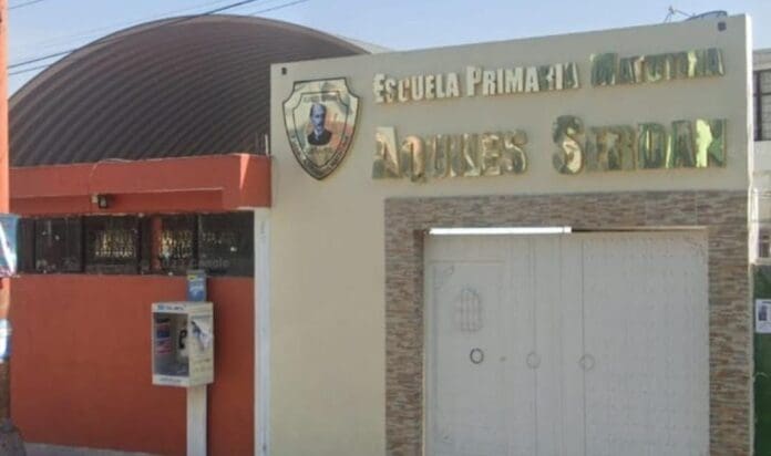 Sujetos armados asaltan primaria en Xoxtla, Puebla mientras se llevaban a cabo las inscripciones. Se desconoce cuánto robaron.