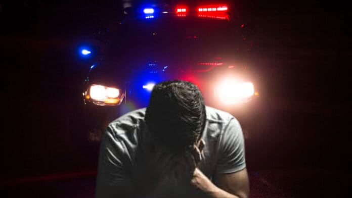 Video: Ladrón llora por la muerte de su cómplice con quien intentaba robar una fábrica de chicharrones en Edomex