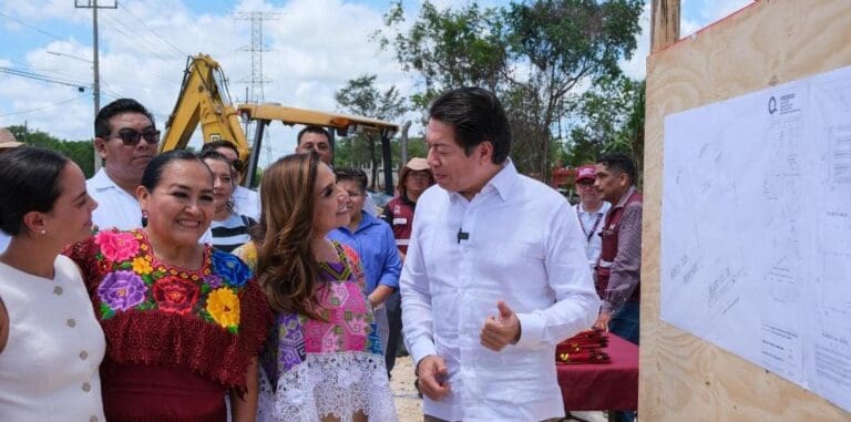 Mara Lezama y Mario Delgado dan banderazo a construcción del CBTIS 301 de Cuna Maya en Cancún