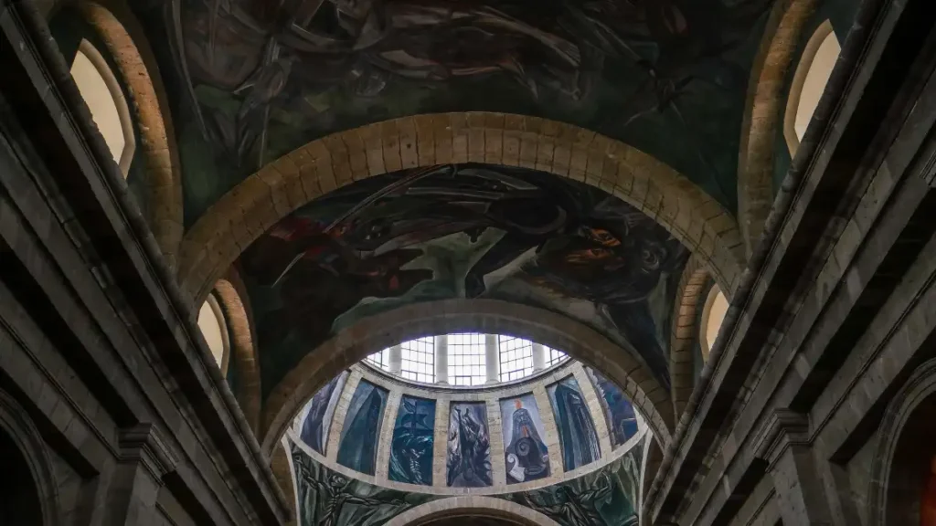 El centro histórico de Guadalajara conserva joyas arquitectónicas.